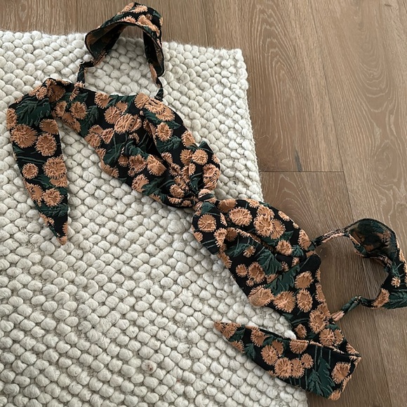 Montce Other - Montce swim top